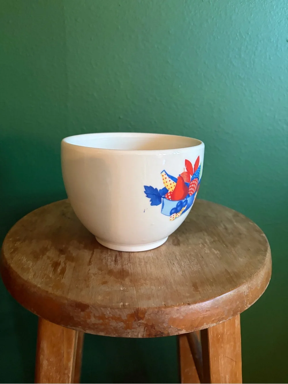 Universal Potteries Calico Fruit Vintage White Stoneware Bowl